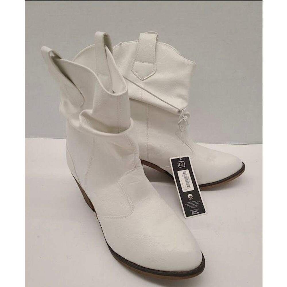 Charles Albert Women's White Western Cowboy Boots Size 9 Vegan Leather
